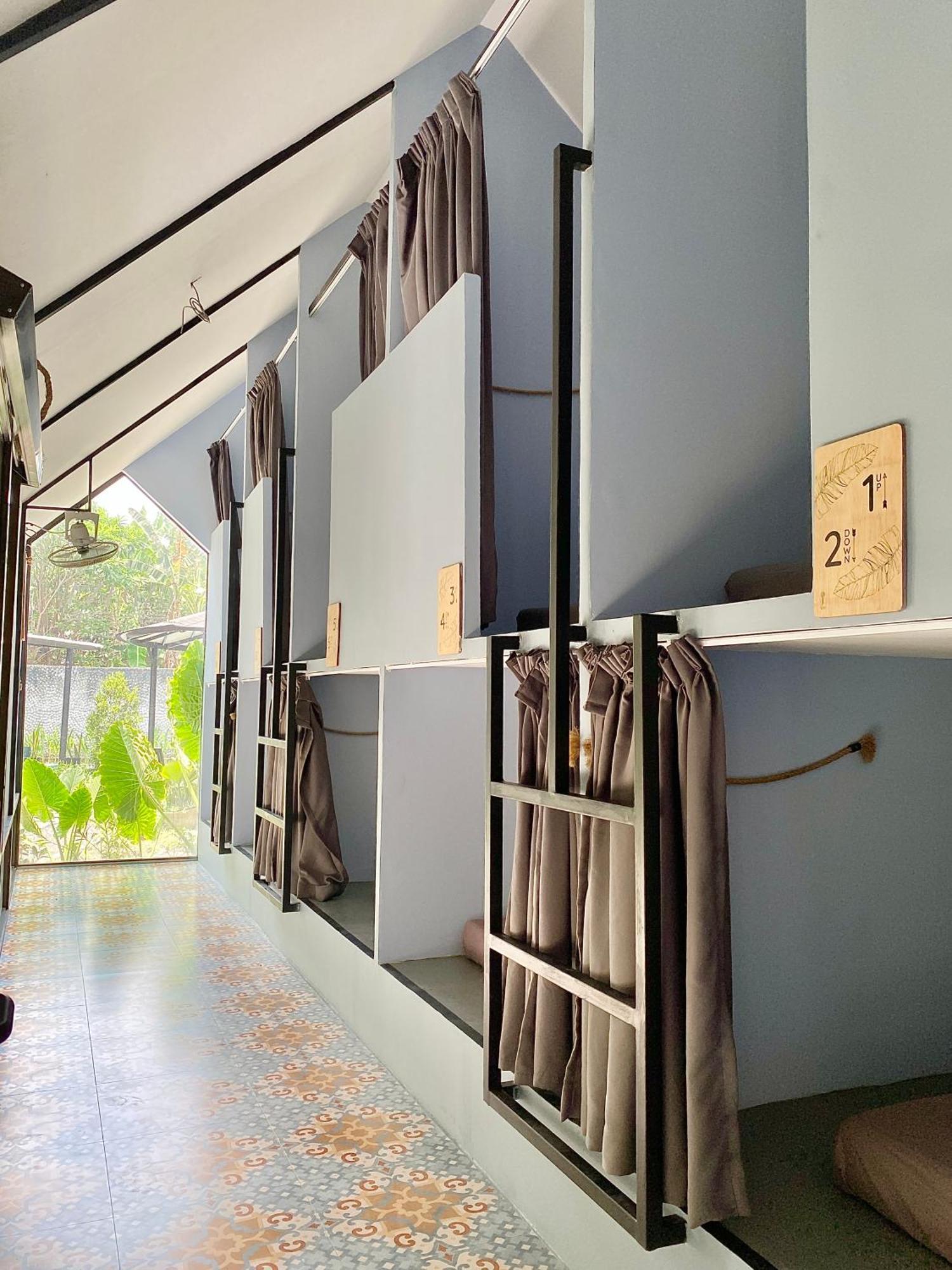 Hostel The Jungle Canggu