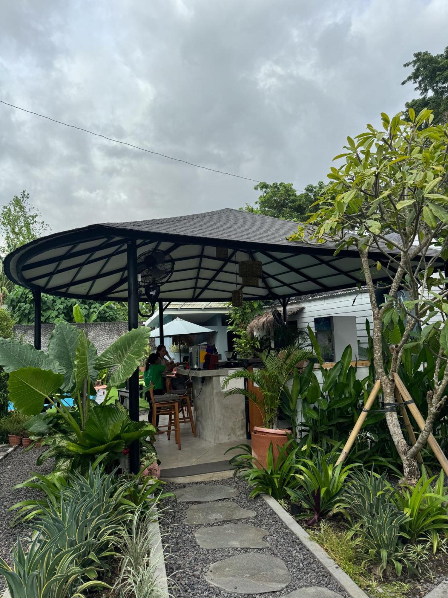 Hostel The Jungle Canggu